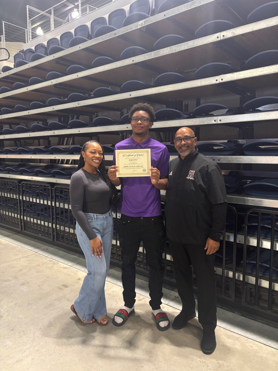 Heights Bulldogs Football tweet media