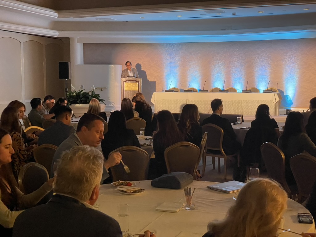 ruey_hu's tweet photo. Dr @RajMakkarMD on "Top 10 Lessons Learned in Almost 20 Years of #TAVR" @SmidtHeart https://t.co/uQgKCBLeiG