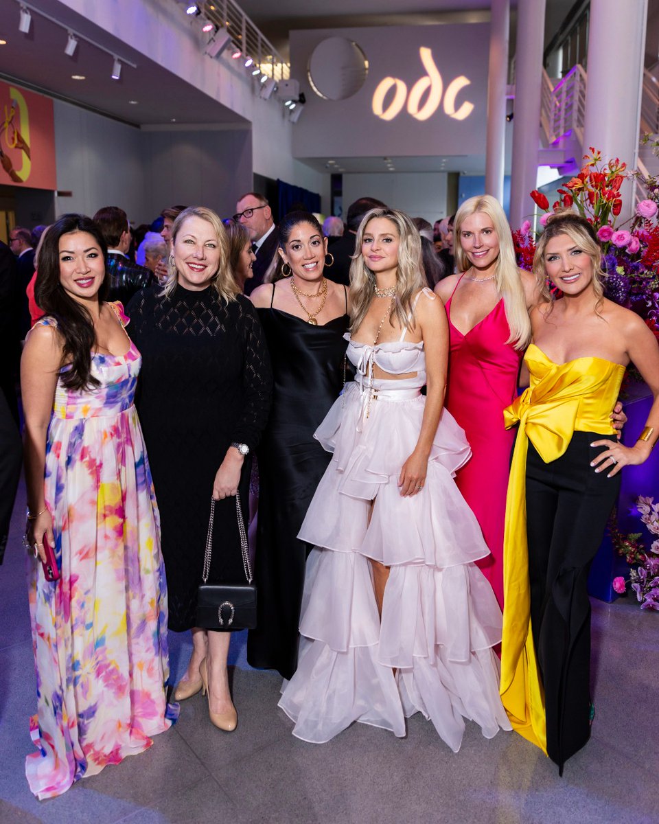 ODCsf's tweet photo. 🤩 Wow..! Check out these pictures from Dance Downtown 2025 at our Gala night. Our ODC Family sure does show up and show out on Gala night!!!
🔗 Learn more at https://t.co/GbjXhUuv7c
#fashion #sffashion #sanfrancisco #gala #odcsf https://t.co/dIPWmAo3bA