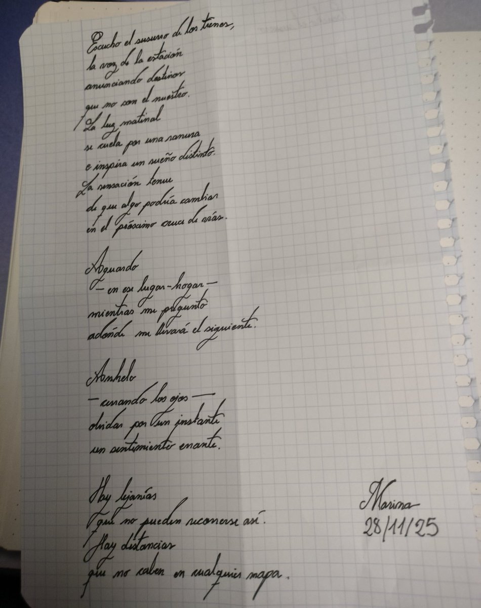 Hay lejanías 
que no pueden recorrerse así.
Hay distancias
que no caben en cualquier mapa.

✨ Confiemos en que, en algún momento, este tren llegue a su destino...