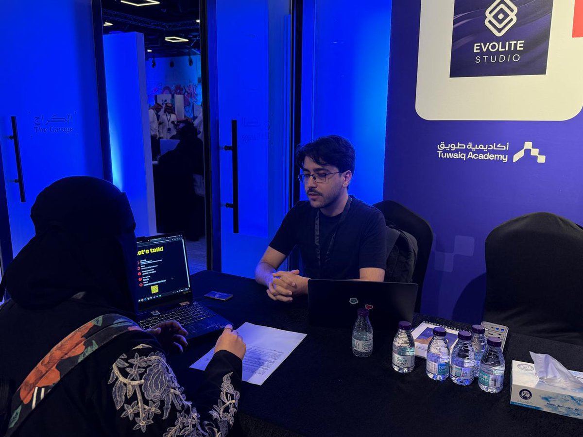 Evolite Studio | Wishlist NOOR 🐱 tweet media