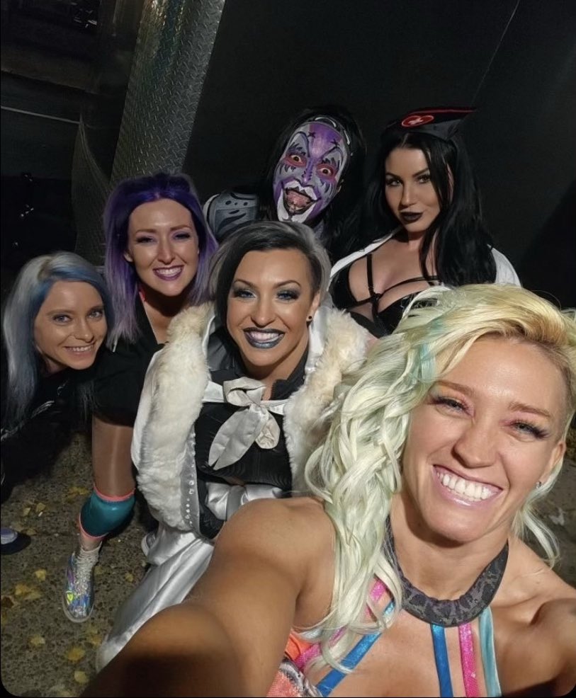 ✮ 𝗡 𝗢 𝗩 𝗔 ✮ tweet media