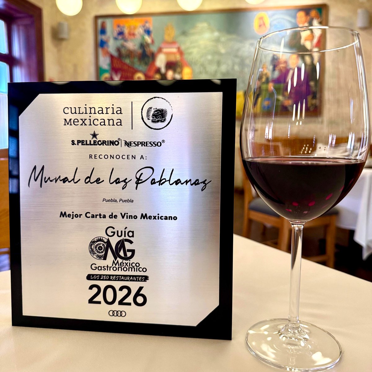 Nos honra recibir el reconocimiento a la Mejor Carta de #VinoMexicano por la Guía #MéxicoGastronómico 2026 de @los250mx, presentada por <a href="/AudideMexico/">Audi de México</a>  con apoyo de <a href="/Sanpellegrino/">S.Pellegrino US</a> y <a href="/Nespresso/">Nespresso Global</a> 
Un reconocimiento que reafirma nuestro compromiso con el vino🇲🇽 #CulinariaMexicana