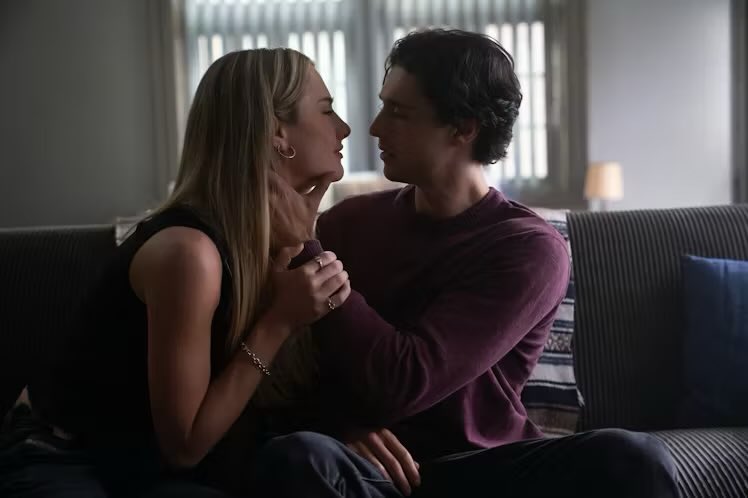 TELLMELlES's tweet photo. i never felt the intensity when lucy was with max or leo and maybe that’s a good thing, but alex feels like the perfect balance for her… a good person with enough baggage to understand her and i need them together ASAP 
#TellMeLies https://t.co/RjiPPbJE7g