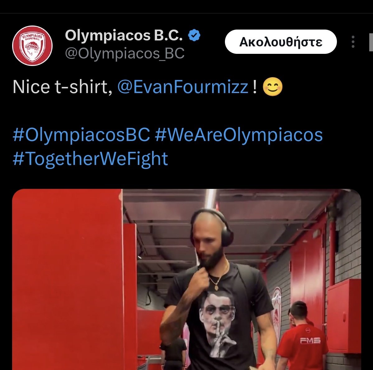 athcult's tweet photo. Φανταστείτε να χε βγει ο Διαμαντίδης με μπλούζα DPG, αφότου είχε βρίσει το Σπανούλη.

Φανταστείτε να μας έκανε τόσο περήφανους αυτό, που να το ανέβαζε και η σελίδα της ΚΑΕ μας.

Μας χωρίζουν αιώνες.

(Και μερικά δεκάδες πρωταθλήματα κι ευρωπαϊκά)

#paobc #olympiacosbc https://t.co/SmYWiEpGEv