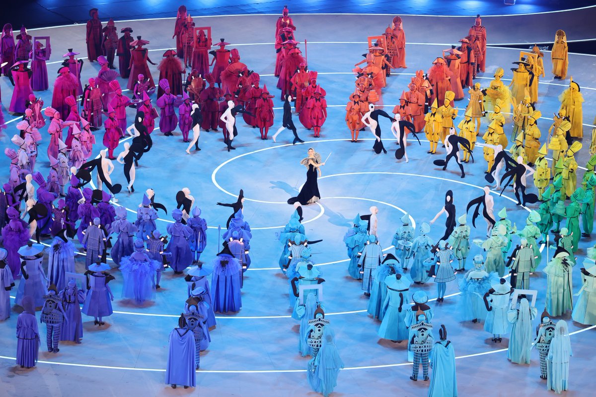 ItaliaTeam_it's tweet photo. UN CALEIDOSCOPIO

Di colori. 💚
Di emozioni. 🤍
Di sogni. ❤️

È la Cerimonia di Apertura di #MilanoCortina2026! ❄️

#ItaliaTeam @milanocortina26 @Olympics https://t.co/8sxI9laPXx