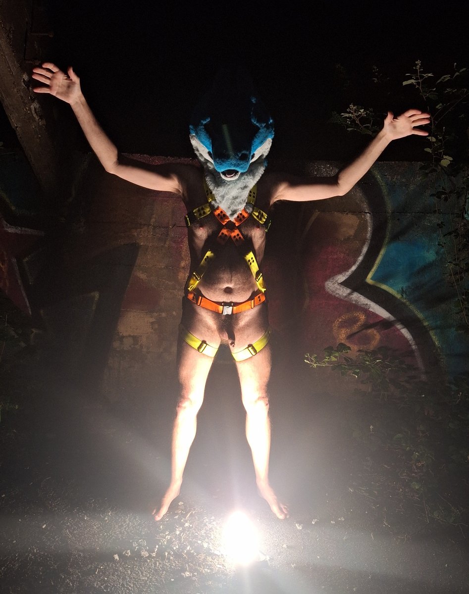 Lewd Blue Derg tweet media