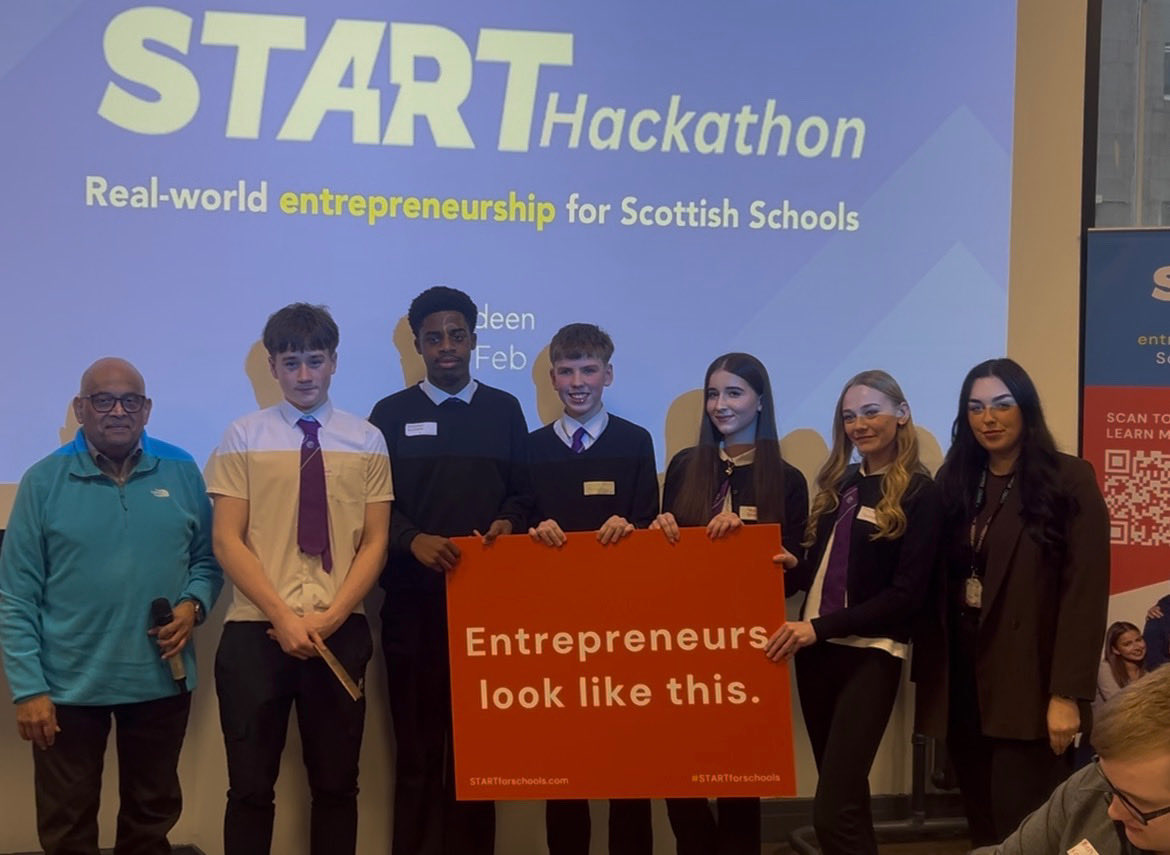 MissMoBusEd's tweet photo. And a HUGE congratulations to Roosevelt, Charlie, Jakub, Miley &amp; Freya for winning the competition with their business idea “Employ-Me”. They delivered a clear and confident pitch and responded well to the panel’s questions. Thanks for having us @ONETechHub 🎉 @oldmachar https://t.co/npujzHLxYO