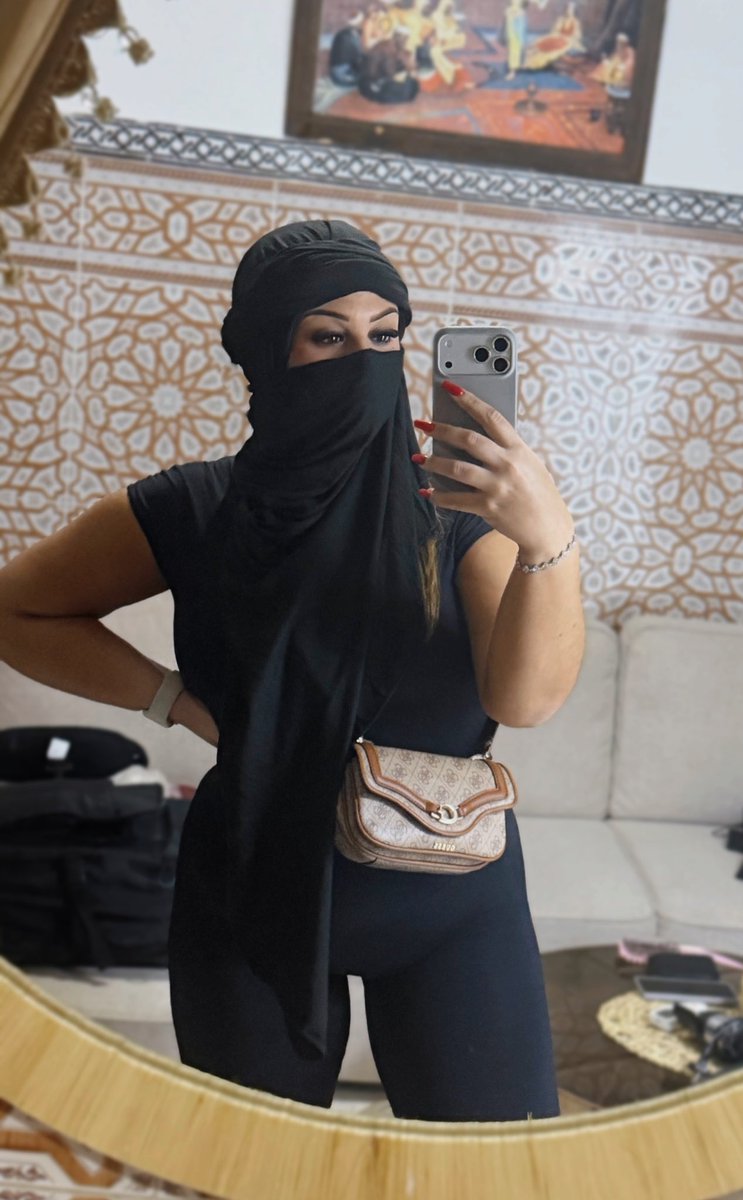 Hi dogs 🐶 

Can anyone guess where I am? ✈️