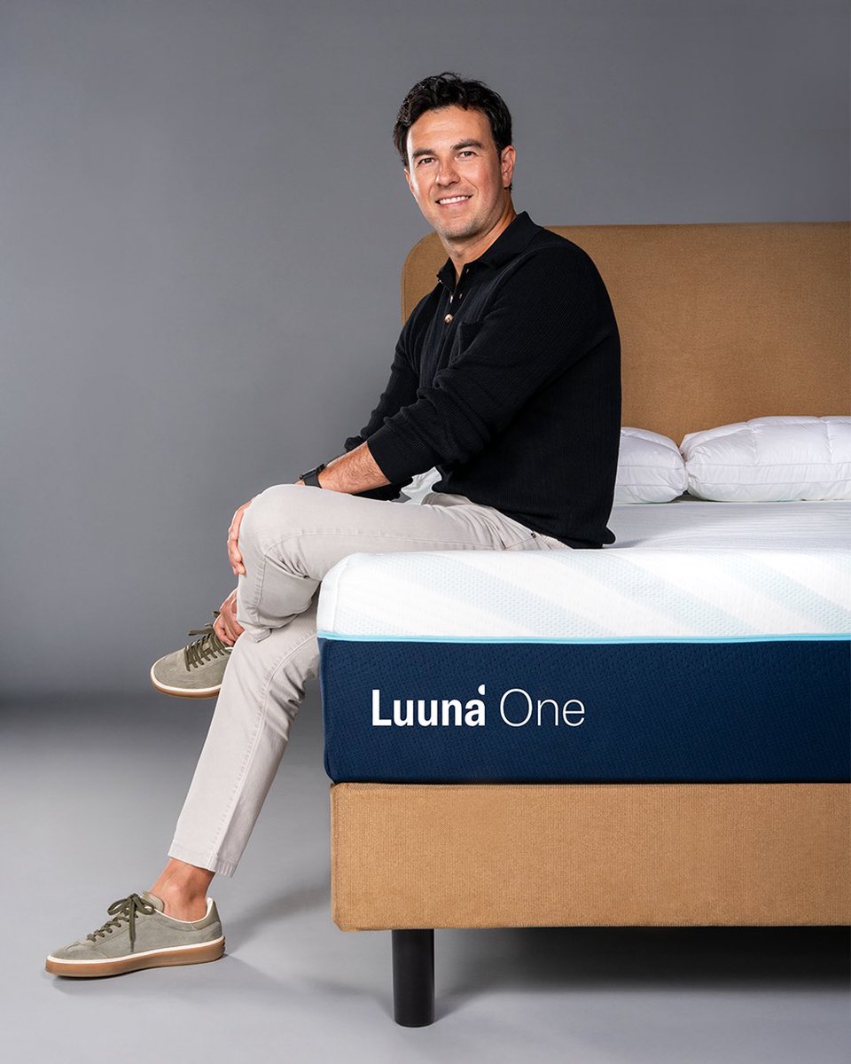 luunamx's tweet photo. Para volver a acelerar, primero hay que descansar bien. Yo descanso con Luuna. @SChecoPerez #DescansaConLuuna #F1 https://t.co/JizObAOSU0