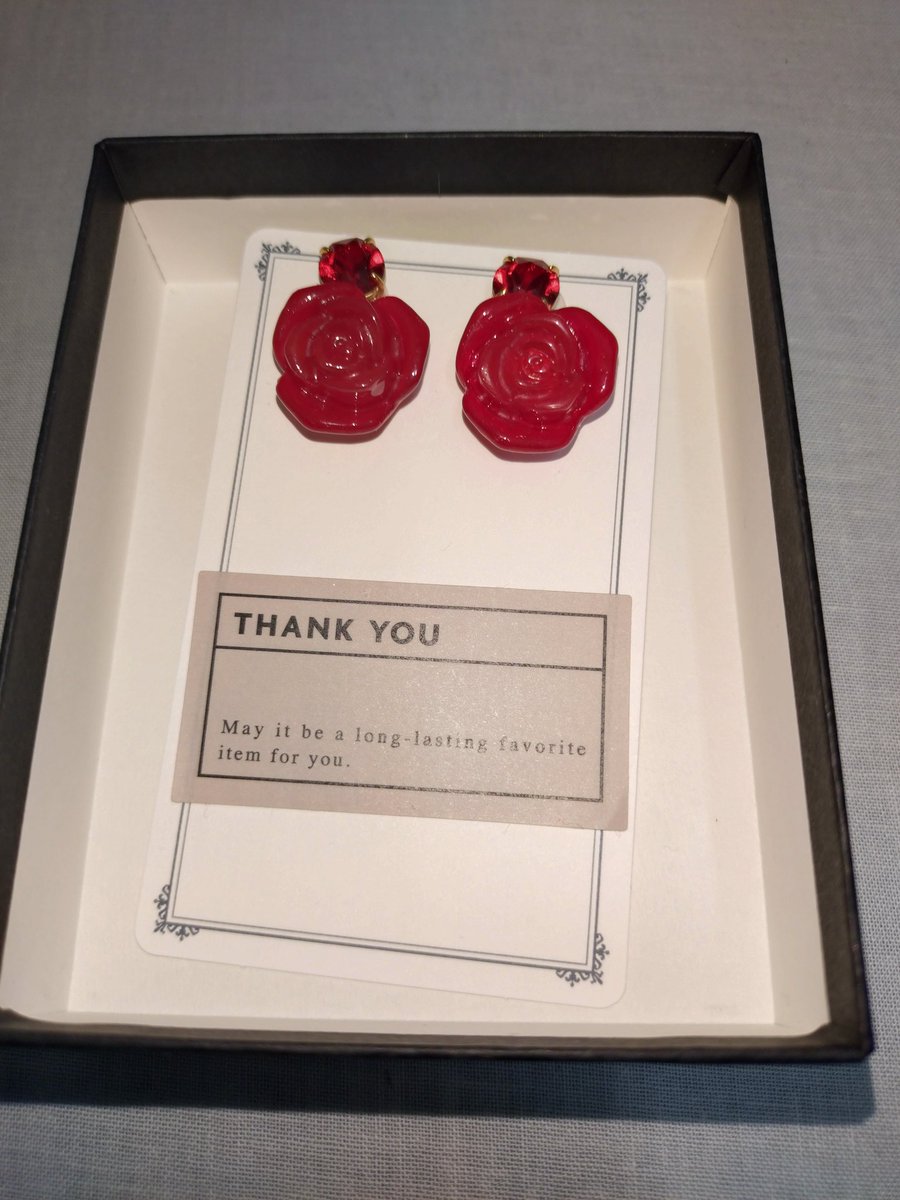 ハンドメイドピアス