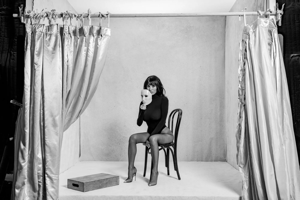 ModernNotoriety's tweet photo. Bianca Censori for Vanity Fair (2026) https://t.co/mQxcwQd72m