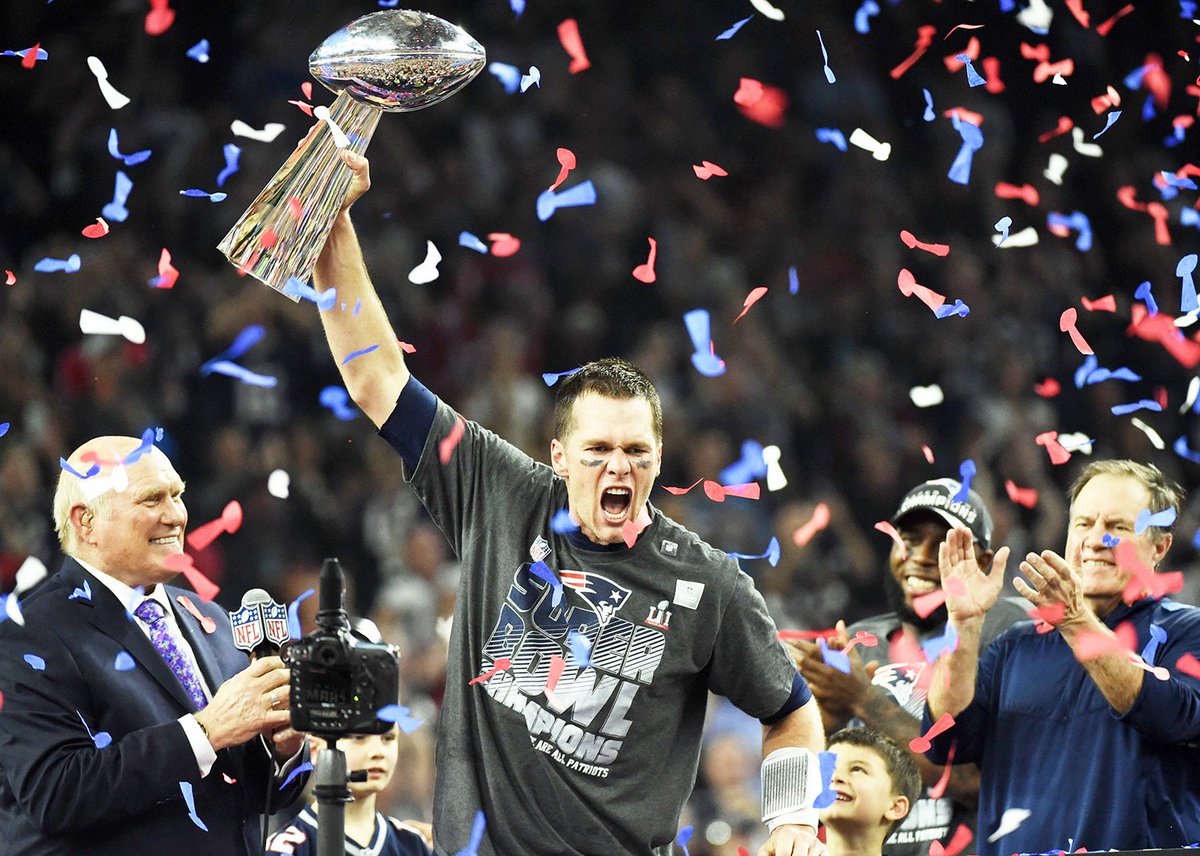 BottomDLB's tweet photo. @iJordanMoore @NESN Brady later that night. https://t.co/jPfX0OJLiL