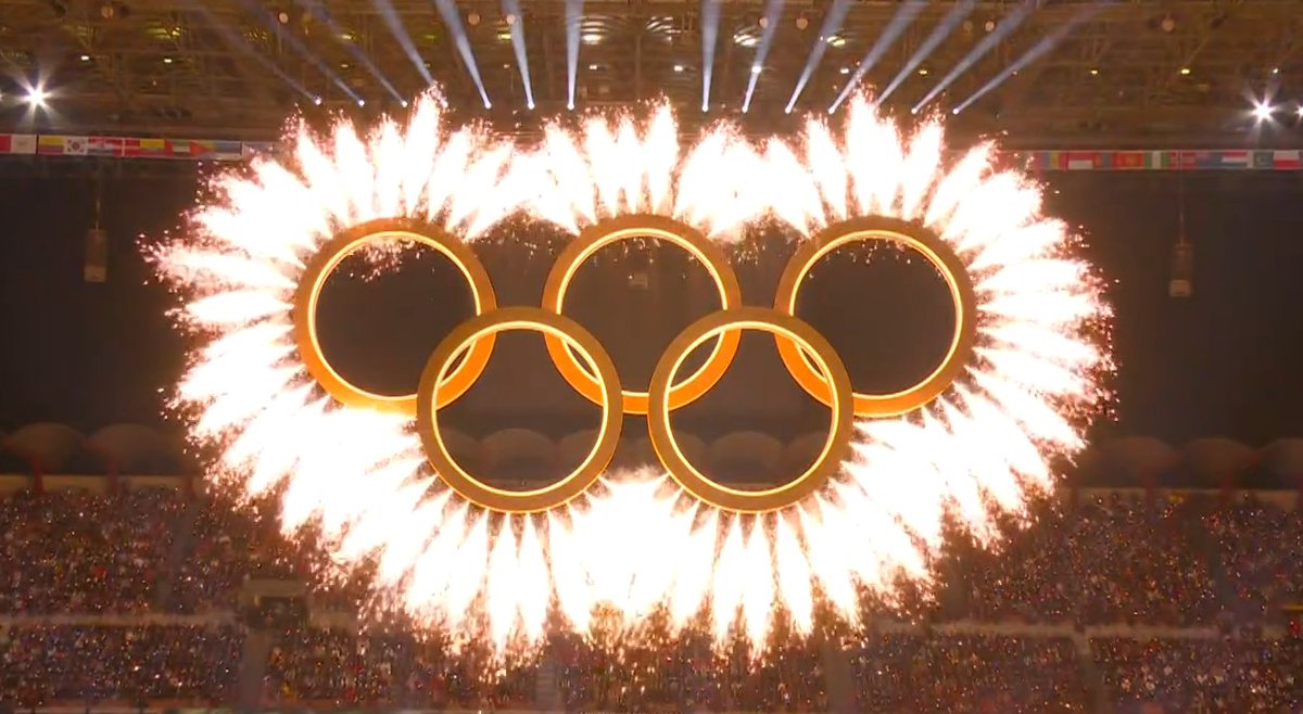 Os anéis olímpicos já estão juntos. #MilanoCortina2026