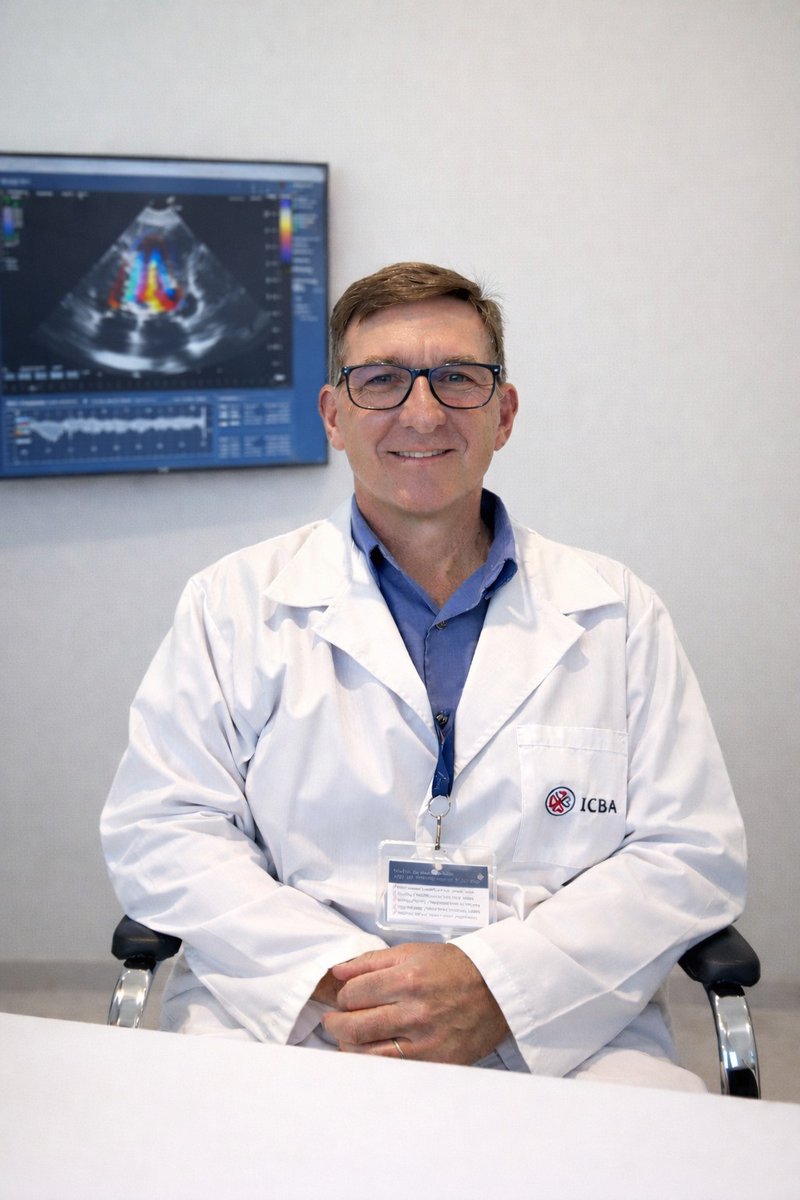 ICBAonline's tweet photo. 🙌🏻 Felicitamos al Dr. Mariano Vrancic por su designación como Jefe de Cirugía Cardíaca.
🩺 Su trayectoria, compromiso con la excelencia y dedicación al cuidado de cada paciente representan los valores que impulsan nuestro trabajo todos los días.
#OrgulloICBA 🫀 https://t.co/cDvIW2WMDp