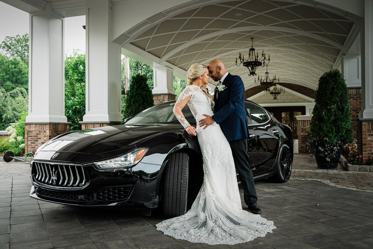 alexkaplan's tweet image. Awkward wedding photos aren't about awkward couples. They're about awkward setups.

Full guide on getting natural photos (not stiff ones): alexkaplanweddings.com/natural-weddin…

#NJWeddings #WeddingPhotography