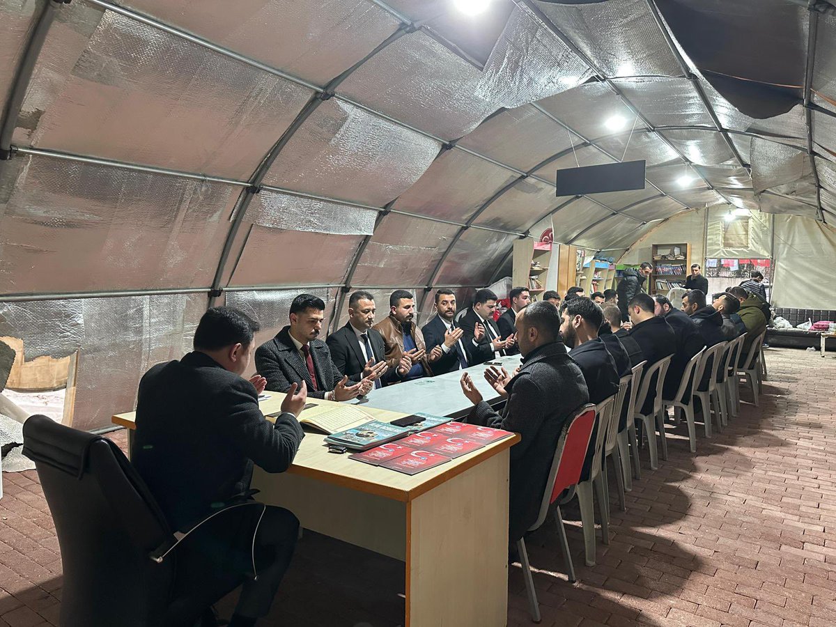 Ulku_Ocaklari's tweet photo. Ülkü Ocakları olarak; Kahramanmaraş merkezli asrın felaketi olan 6 Şubat depreminde hayatını kaybeden vatandaşlarımızın ruhları için, tüm il ve ilçe ocaklarımızda Kur’an-ı Kerim tilaveti gerçekleştirilmiştir.

Hayatını kaybeden vatandaşlarımıza Allah’tan rahmet diliyoruz.

Milletimizin başı sağ olsun. 🇹🇷