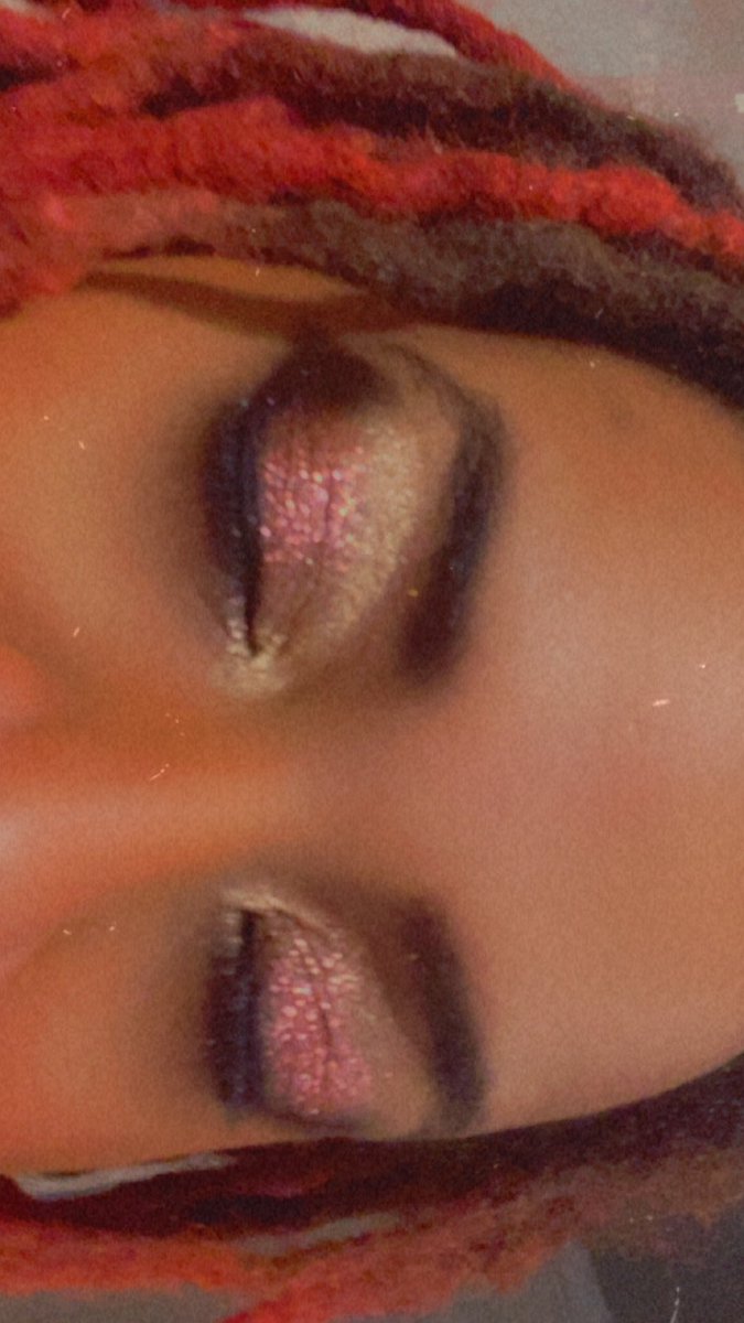 92sturdy's tweet image. Ice cream I look like ah 👅. IM SHINING OKAY OKAY 😝😮‍💨😁🤝🏽💃🏾 #friyay #lookoftheday #makeupartist #fypage #gorgeous