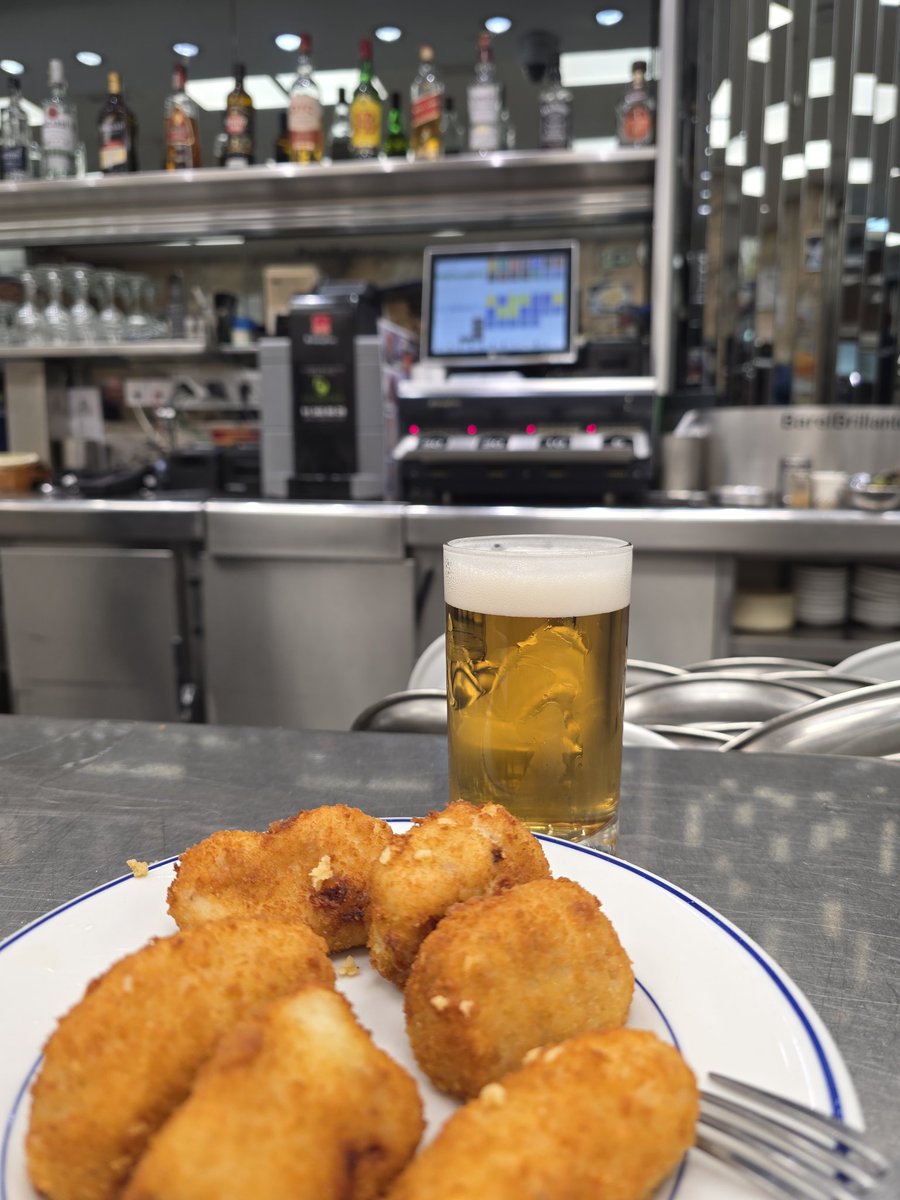 Mejía, Salvador tweet media