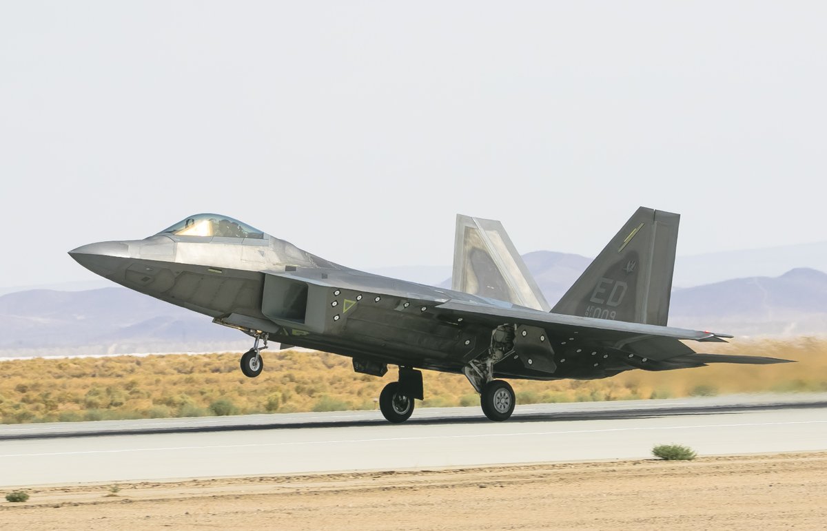 refueled's tweet image. F-22 Raptor