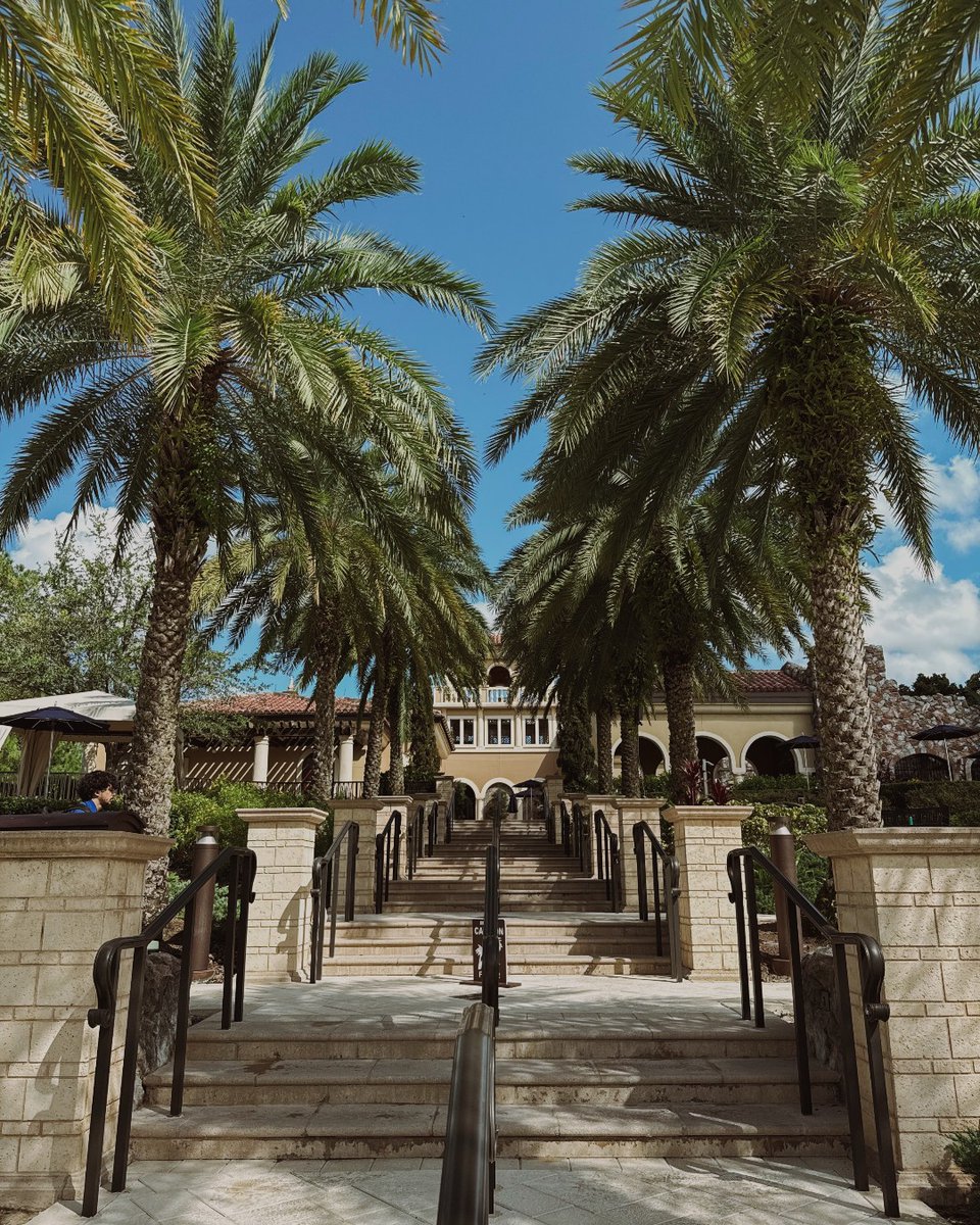 Four Seasons Orlando tweet media