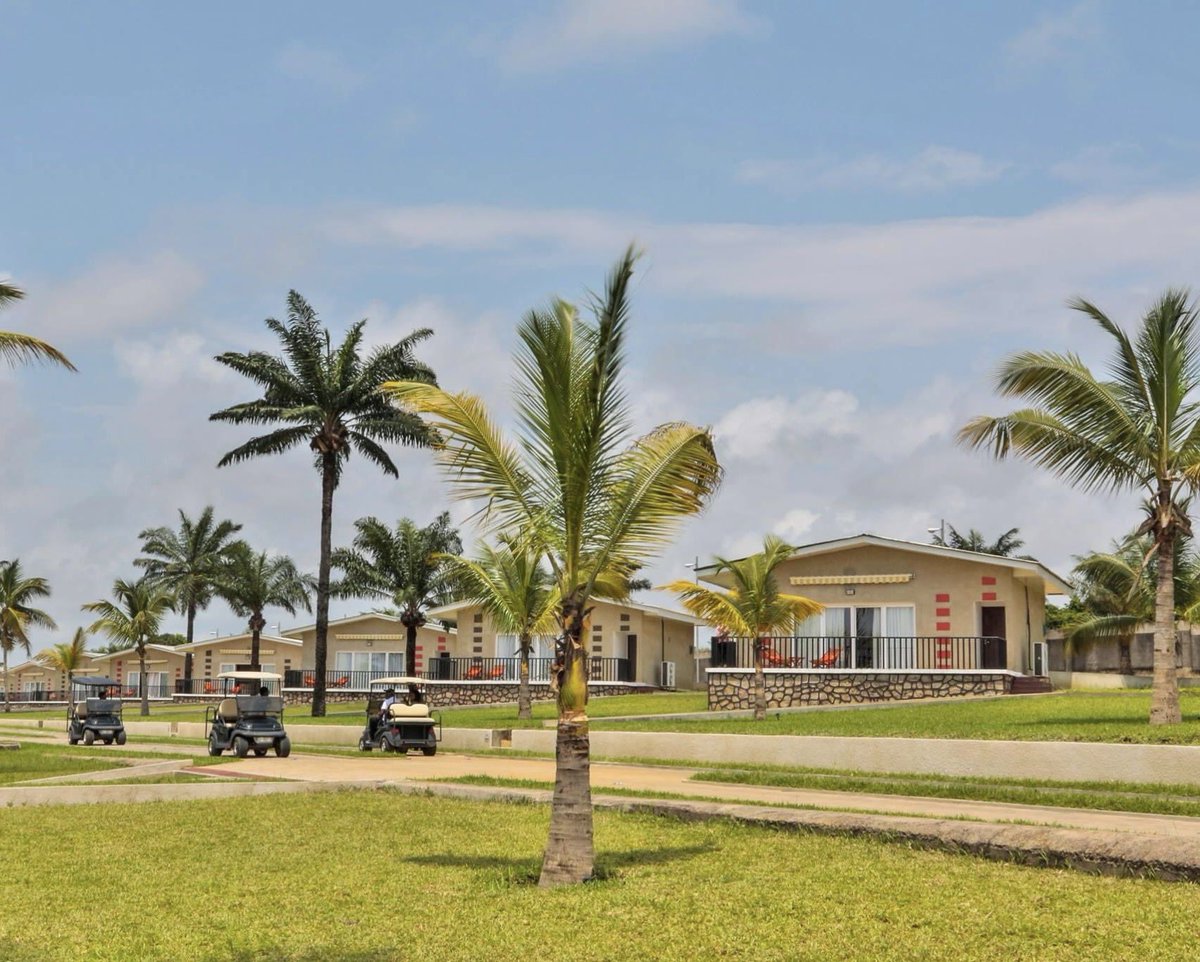 CongoView's tweet image. #KaribuCongo: Muanda, la richesse silencieuse de la #RDC entre pétrole et océan.

Coincée entre l’Atlantique, le fleuve Congo et les mangroves du Kongo Central, la ville de #Muanda possède une identité rare : maritime, pétrolière et stratégique.

Lire : congoviewrdc.net