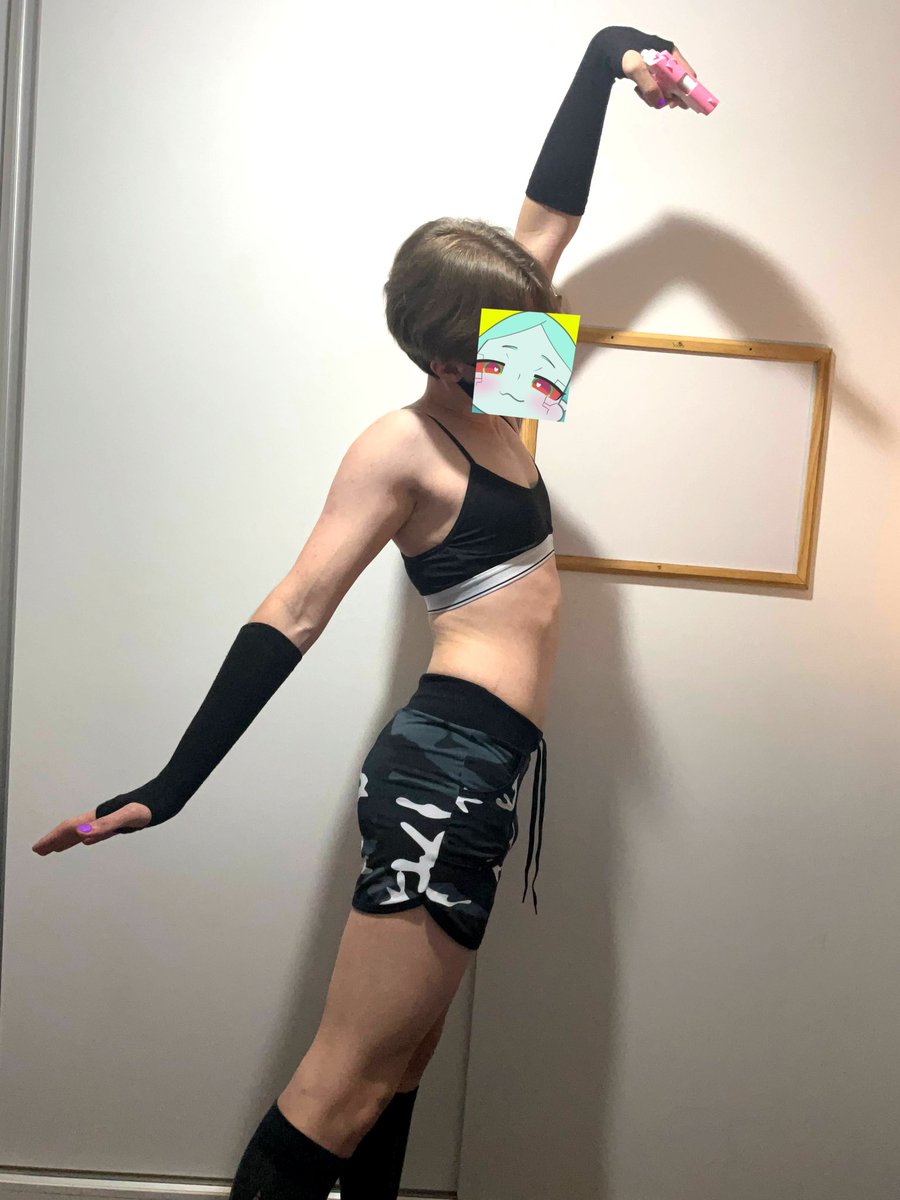 🇧🇷 Ei, tchum, qual é a boa? Ah, isso? Aprendi com a 'becca~

🇺🇸 Hey choom, what's up? Oh, this? I learned this with 'becca~
#femboy #femboyfriday #cute #rebeccaCyberpunk