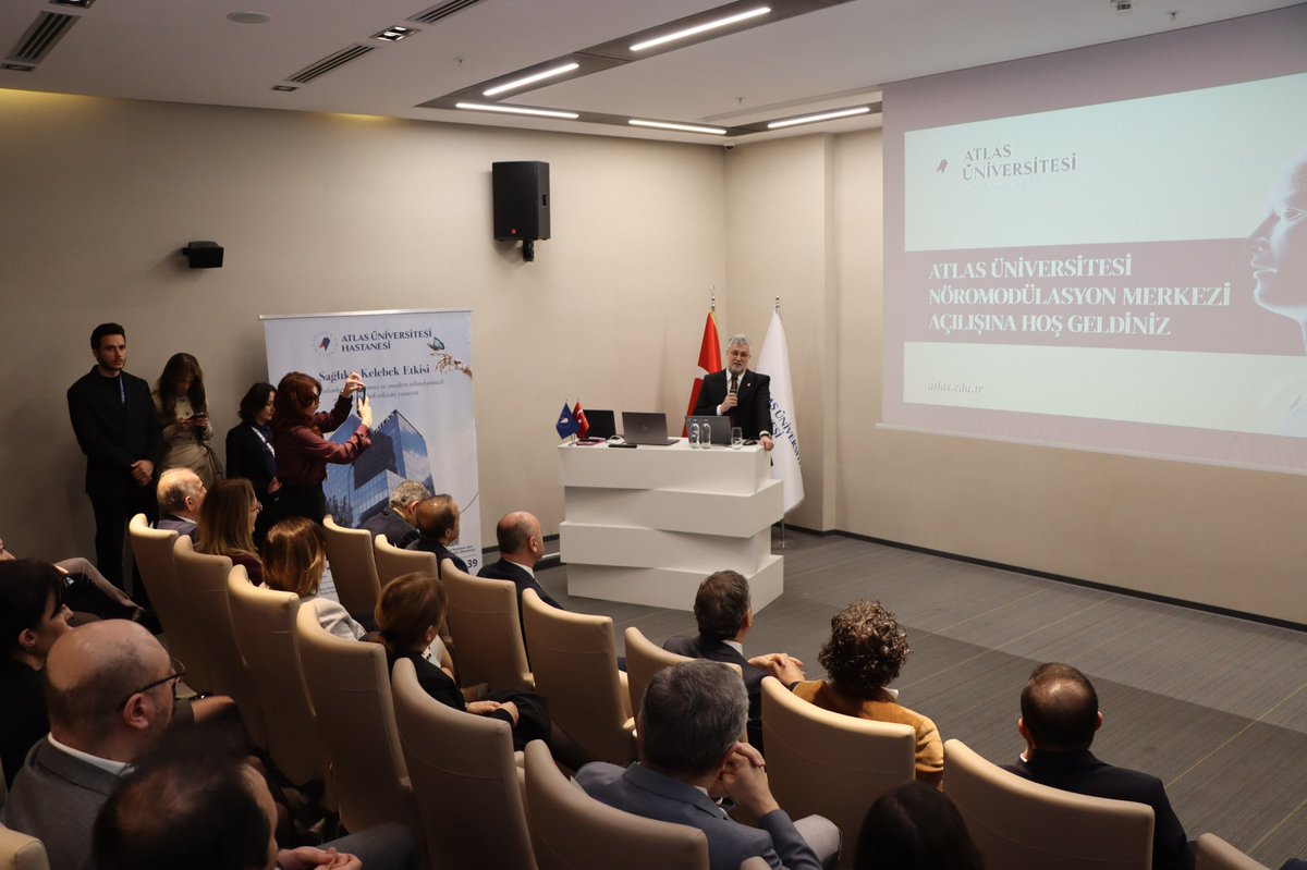 atlasunv's tweet photo. Açılış törenimiz; Rektörümüz Prof. Dr. Ersoy Kocabıçak, Maastricht Üniversitesi Beyin ve Sinir Cerrahisi Anabilim Dalı Başkanı Prof. Dr. Yasin Temel ve Mütevelli Heyet Başkanımız Dr. Yusuf Elgörmüş’ün konuşmalarıyla başladı. https://t.co/hvt8TgZxLw