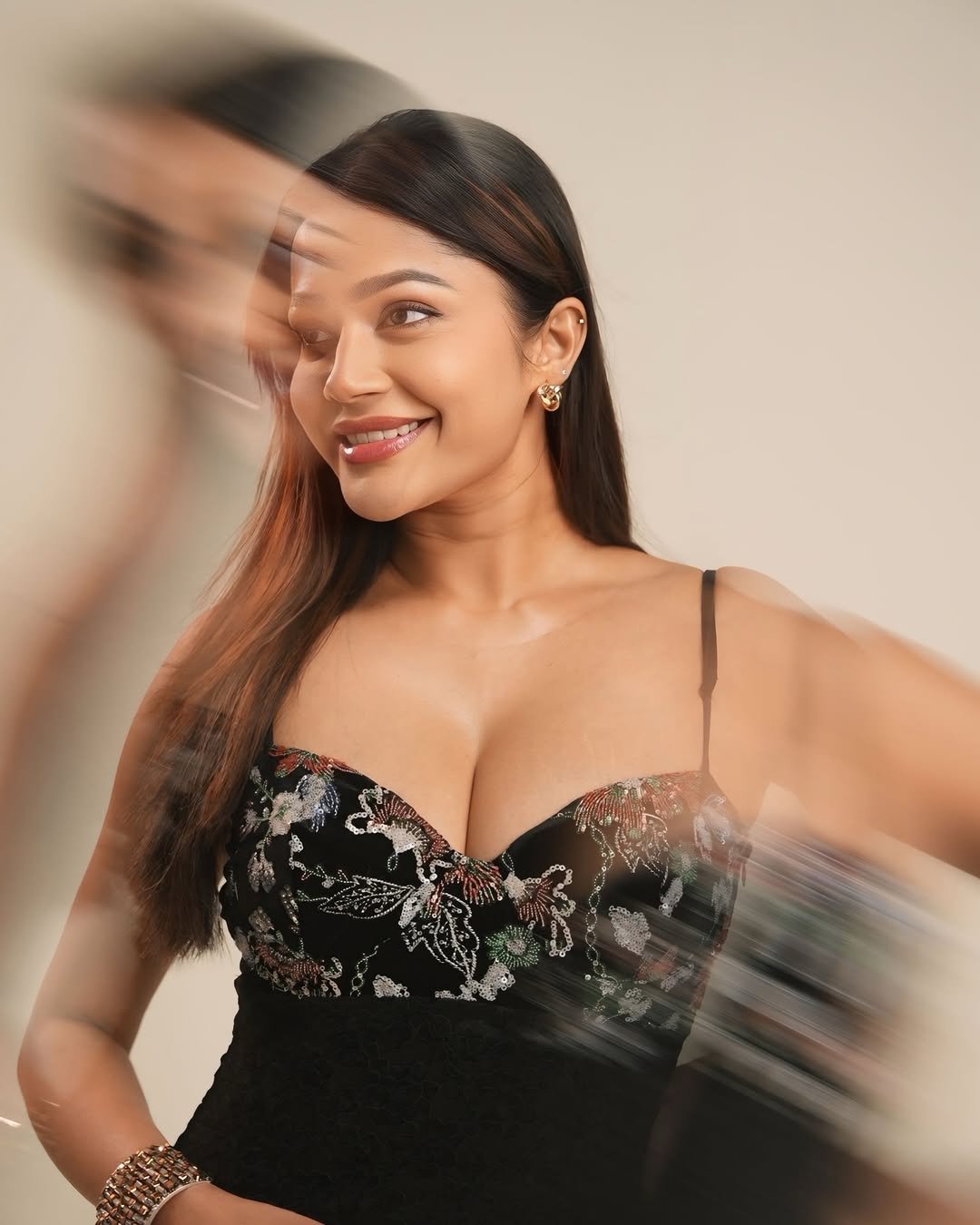 HAfAXaObkAABBlY?format=jpg&name=large