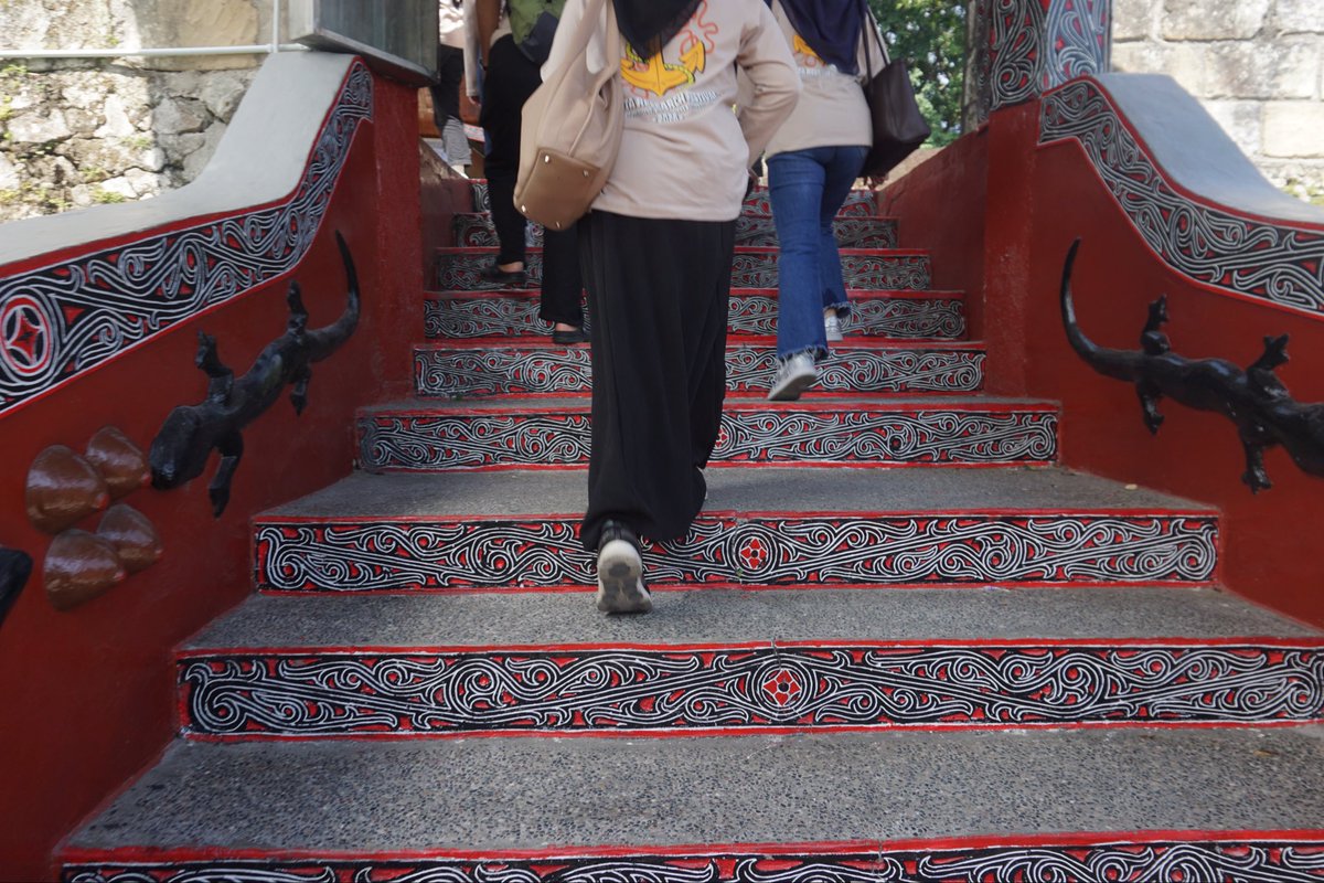 elsevier tweet media