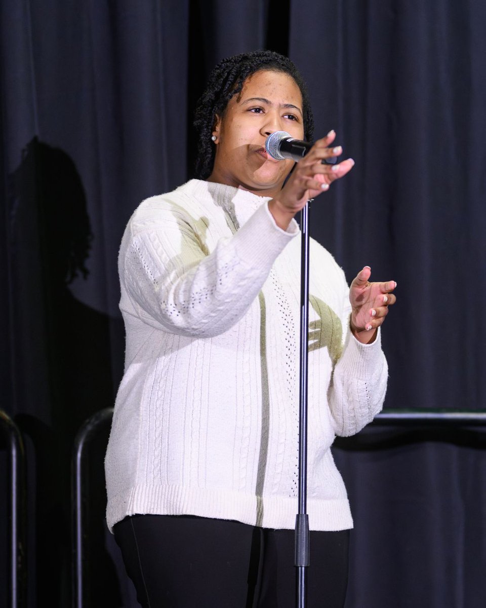 MSUComArtSci's tweet photo. ComArtSci student Charisma Holly performed an original spoken-word performance at MSU’s Dr.Martin Luther King Jr. Unity Dinner inviting guests to reflect, connect, and honor Dr.King’s vision of unity and justice.  

Learn more: https://t.co/cZQuIJzFVs https://t.co/WGO9n6cv8q