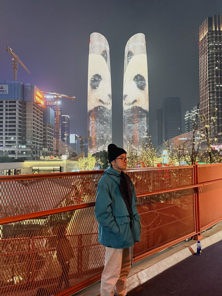 han_khaii's tweet photo. From KL Twin Tower to Chengdu Twin Tower 🇨🇳 https://t.co/zfxHla3pDd