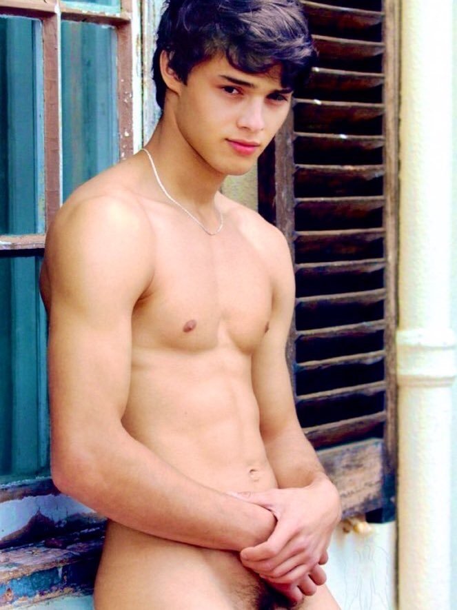 amazing boys/men (8K) (@amazingboysmen) on Twitter photo 