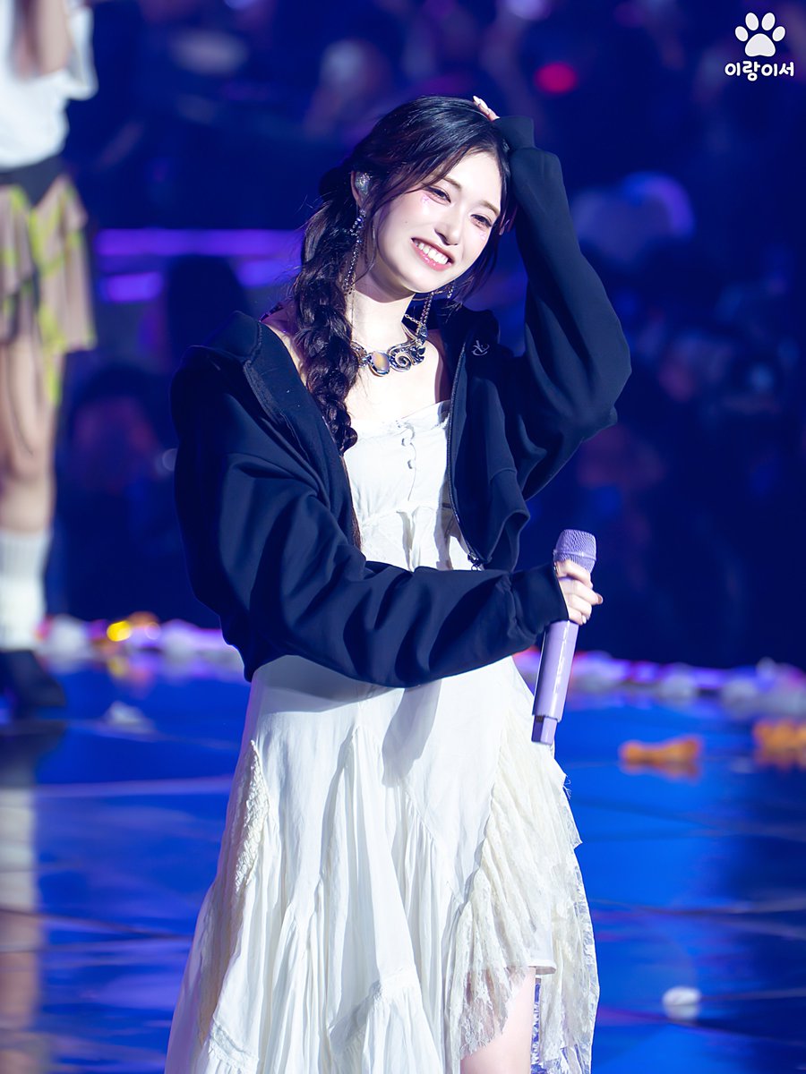 erang2seo's tweet photo. 251102 SHOW WHAT I AM
이서 (8)
#이서 #LEESEO #아이브 #IVE https://t.co/EEle2f4QWb