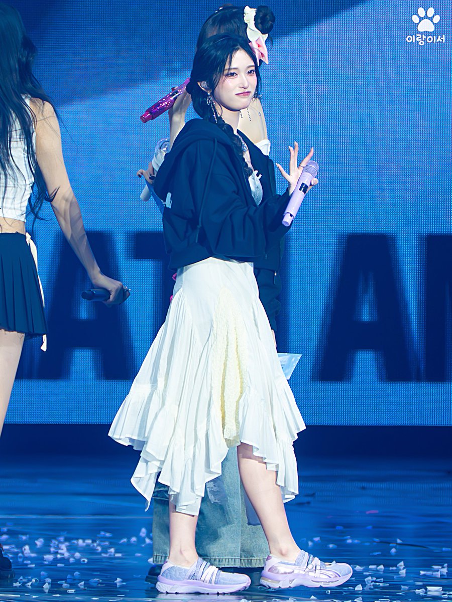 erang2seo's tweet photo. 251102 SHOW WHAT I AM
이서 (8)
#이서 #LEESEO #아이브 #IVE https://t.co/EEle2f4QWb