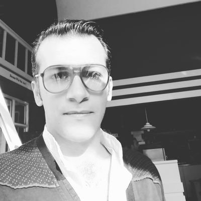 ARTEMIS546438's tweet photo. از ۱۹دی که ریختن تو خونه و جلو چشم مادرش بردنش و بعدشم ازش اعتراف اجباری گرفتن و تو صداسیمای مضخرفشون پخش کردن هنوز نمی‌دونیم کجاست و کجا نگهداری میشه اصلا حالش خوبه ما هیچی نمی‌دونیم و فقط تلاش میکنیم صداش باشیم اسمشو فریاد بزنیم تا جلوی یک جنایت دیگه رو بگیریم
#بهروز_باسره https://t.co/gtkz52y8JD