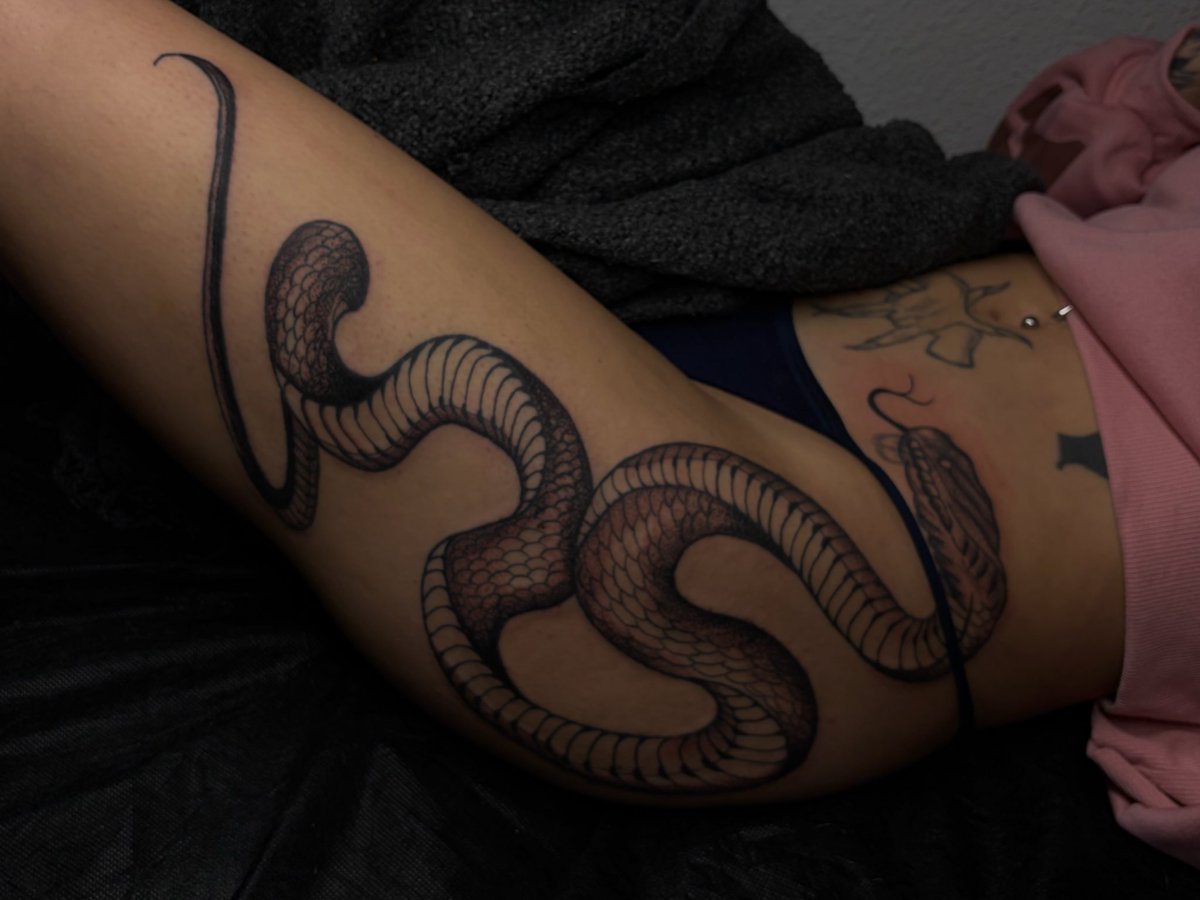 soooof95's tweet photo. Tatuajes en promoción MADRID SUR insta :andreatattoo23 https://t.co/TzpafvQDf2