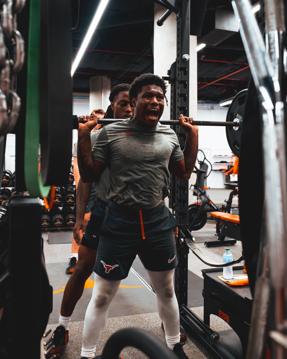 Texas Football tweet media