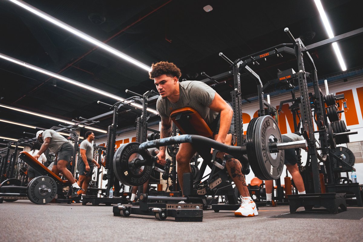 Texas Football tweet media