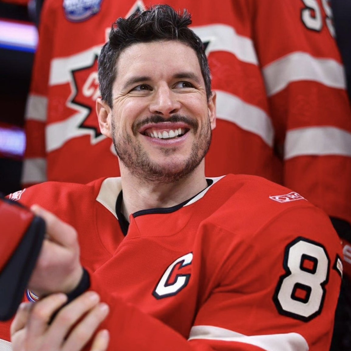 3rachel87's tweet photo. #NewProfilePic oh captain my captain https://t.co/LNiUJEbtGP