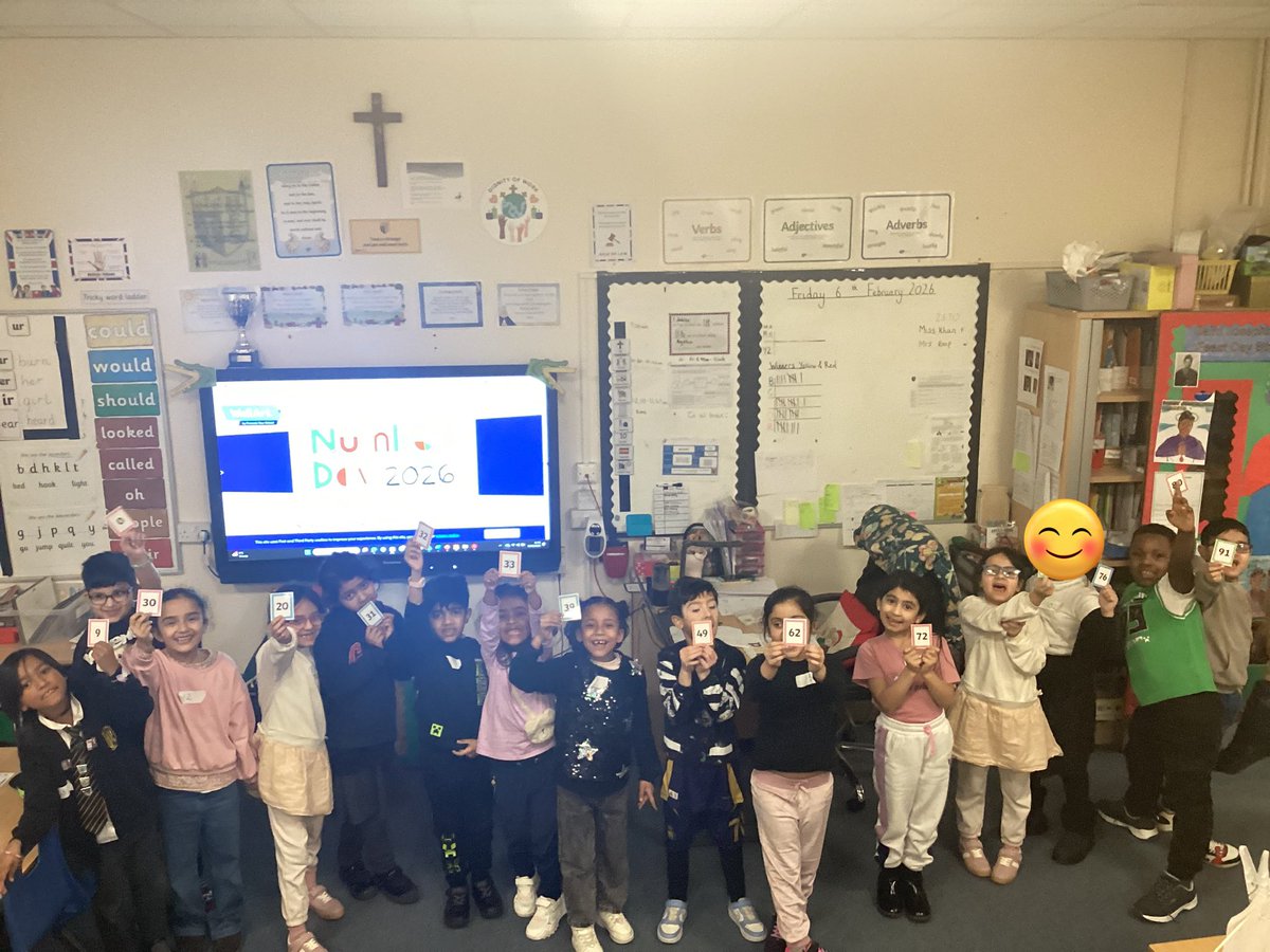 HolyFamilyYear2's tweet photo. Itโs Number Day! Year 2 have gone on a number hunt around the classroom. Once they have found their number card, they had to order themselves correctly. #WeLoveMaths @HolyFamilyScho1 #Mathshfb10 https://t.co/Q4bIFCe1g6