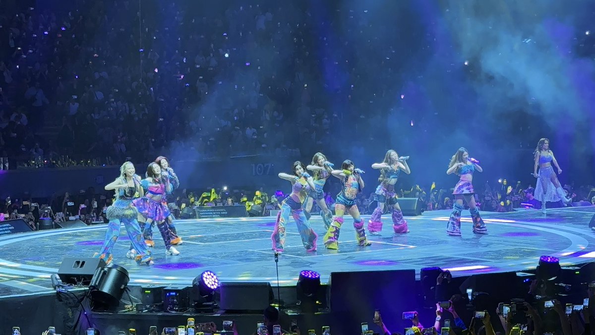 StarMusicPH's tweet image. THE NATION'S GIRL GROUP OF DIFFERENT GENERATIONS! 🥹🤧

BINI x SEXBOMB collab served! ✨

#BINI #SEXBOMB