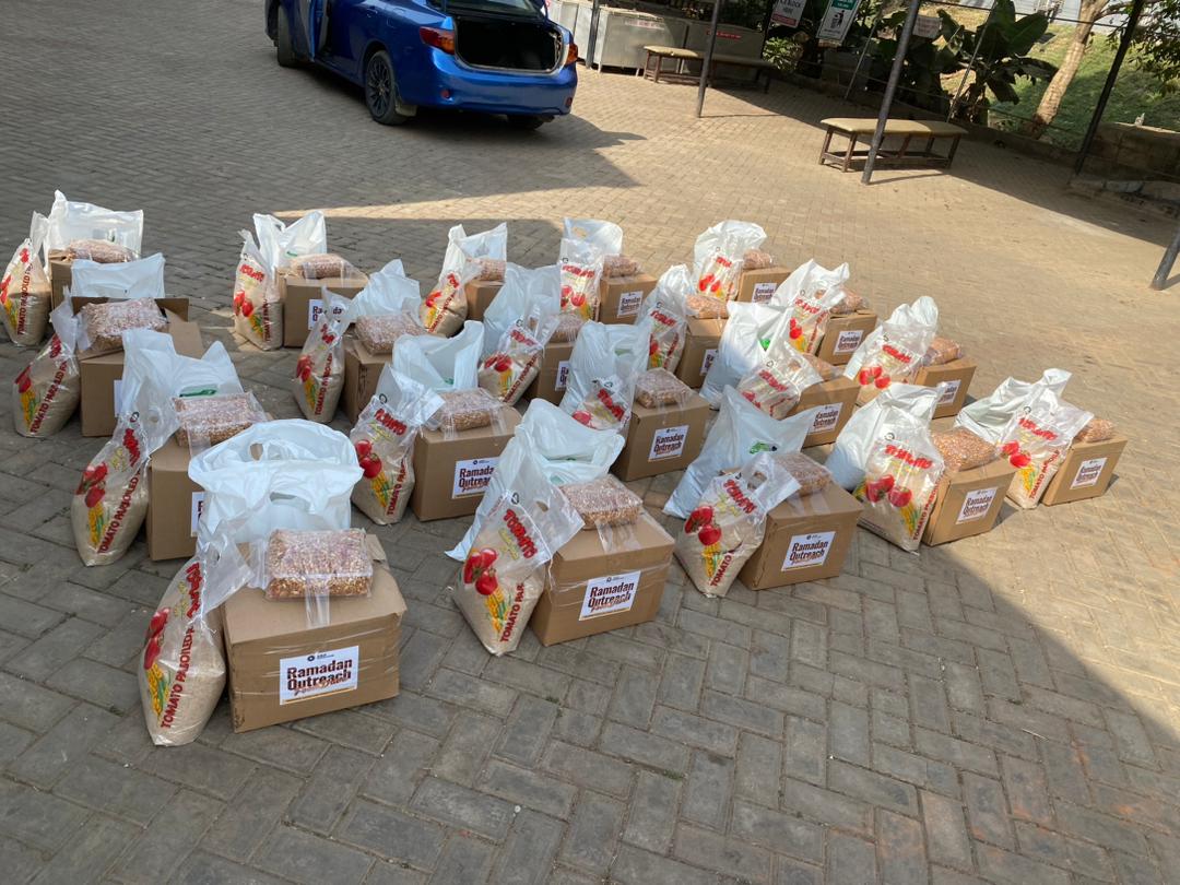 outboxcares's tweet photo. From careful planning to on-ground coordination and dignified distribution, Outbox Care Initiative ensured that the Ramadan Souq 2026 outreach was delivered successfully.

#outboxcares #ramadansouq #community #OutboxExperience #outboxlovesimpact #Abuja #それスノ https://t.co/S8DGsFJ5Gq