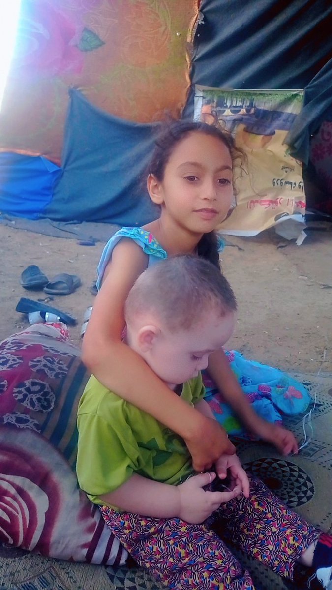 Mirano_31__'s tweet image. I am Palestinian, and this land is mine.
I am not an occupier, but the rightful owner.

IF YOU BELIEVE ME, LEAVE A DOT… JUST A DOT.
ONE DOLLAR FROM EACH PERSON COULD MAKE THE IMPOSSIBLE POSSIBLE.

Donate to provide a meal for my children 🙏⏬🔁
chuffed.org/project/147847