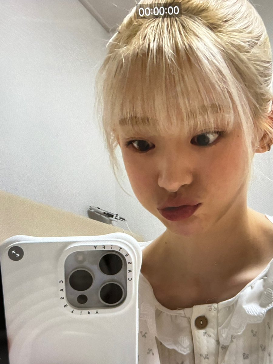 swithdaily's tweet image. 260203 | #SEUN WEVERSE POST

Oh.. 🐵

#STAYC #스테이씨 #세은