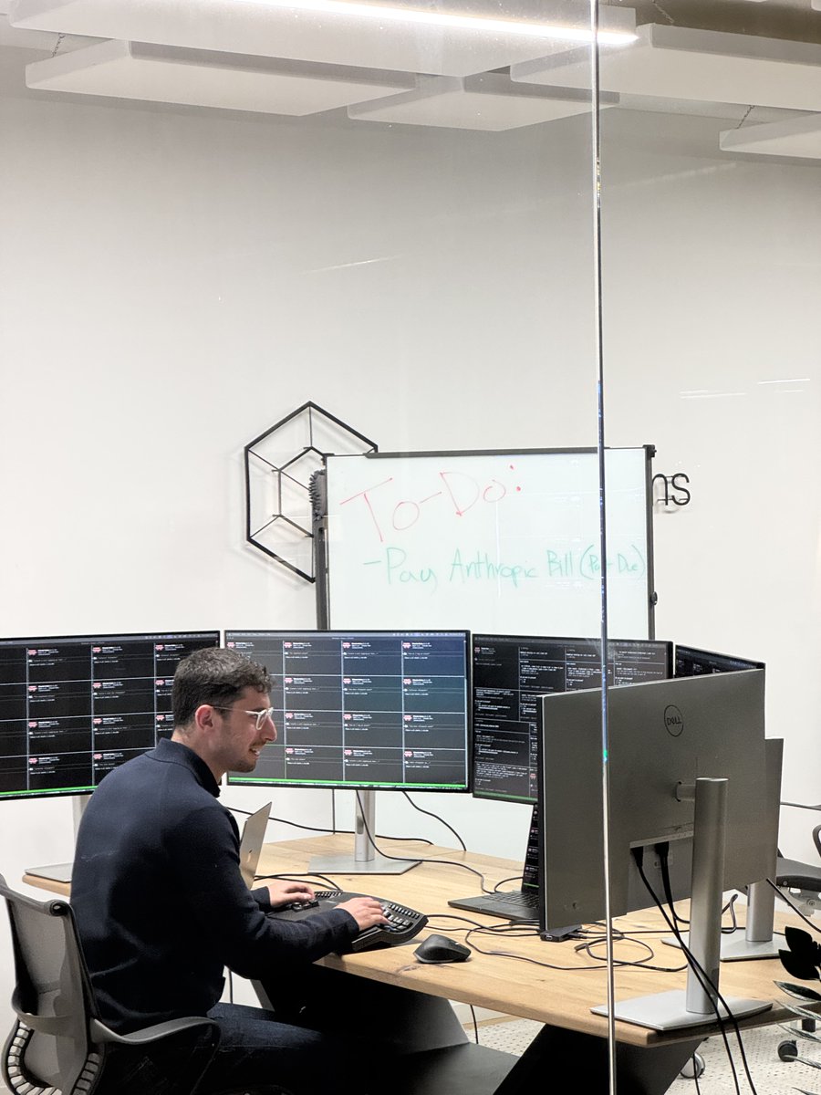 Sam Ragsdale tweet media