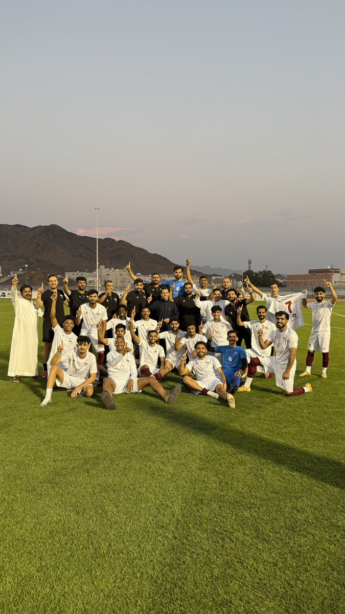 alQwarahclub's tweet photo. نادي القوارة يعزز تصدره وينتصر على الانصار 2-0 ☝🏻❤️‍🔥

#القوارة_الانصار | #القصيم https://t.co/RB429sPdpB