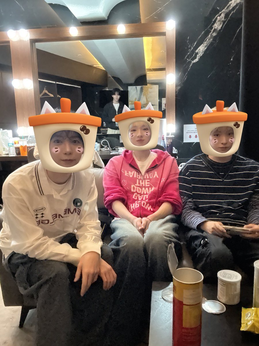 260206 🦭🌌

😆