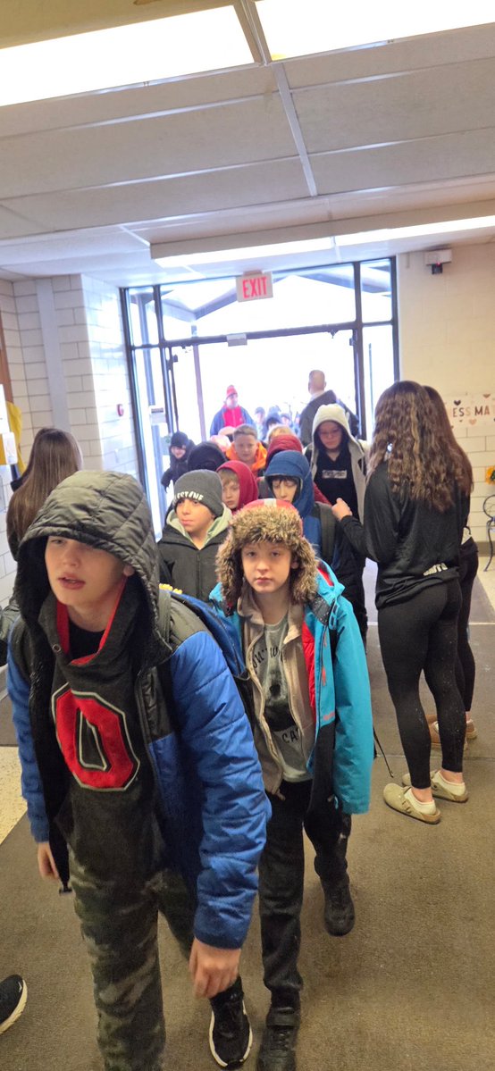Fist Bump Friday with our girls’ basketball team!! 🏀 What a great start to our day at Pine! 🧡🖤