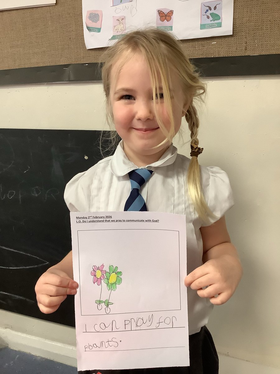 LittleStFrancis's tweet image. This week in #ReligiousEducation, Reception spent some time looking at the ways they communicate with each other. They spoke about how when they pray they are communicating with God. @RCBirmingham @BhamDES @BCPP__